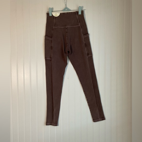 HIGH Rise Aerie leggings. Chocolate brown color. Size Small Short - Picture 4 of 6